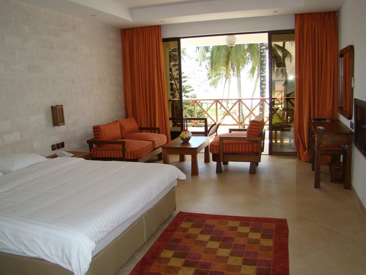 Nyali Beach Holiday Resort Exterior photo