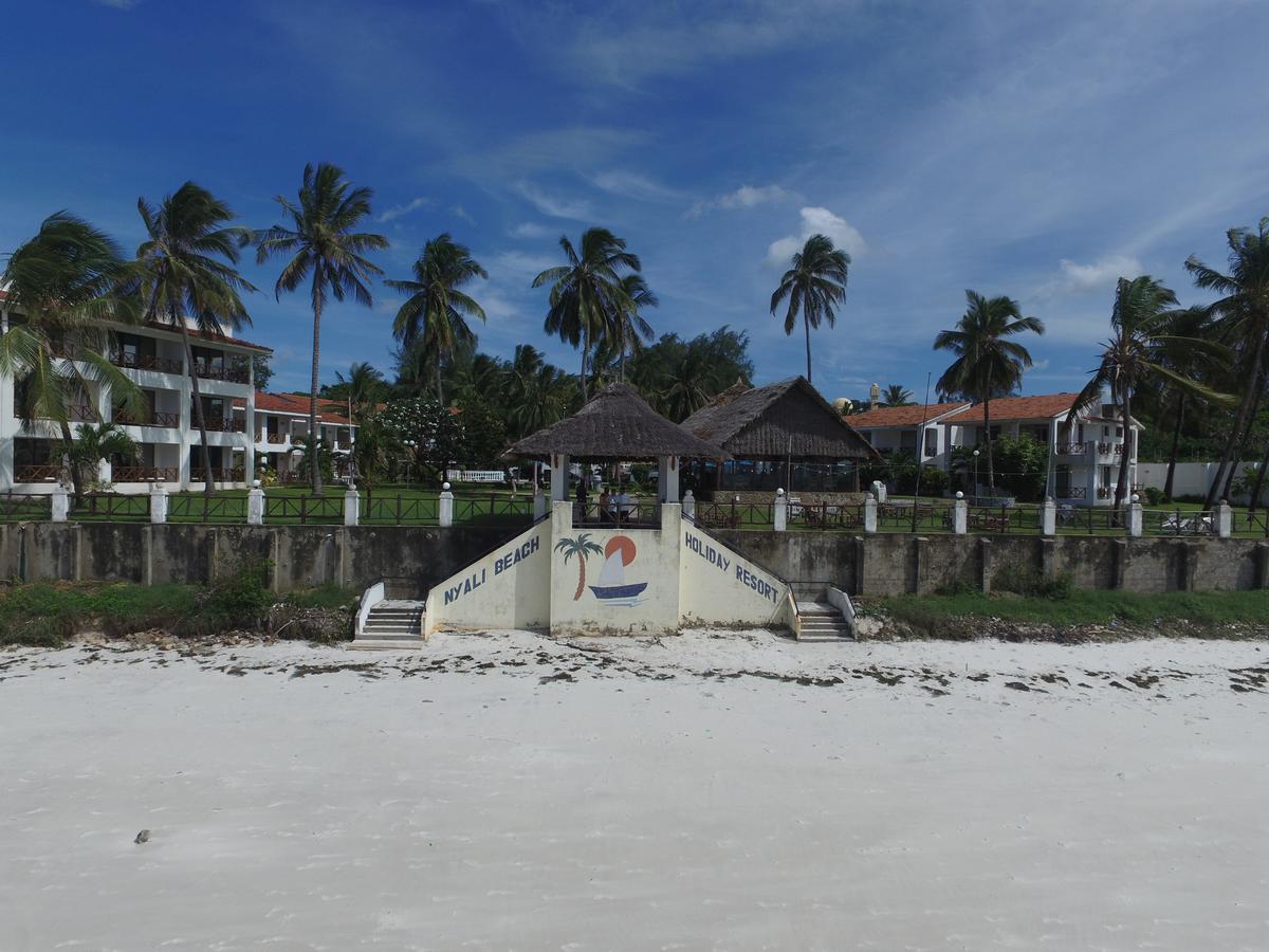 Nyali Beach Holiday Resort Exterior photo