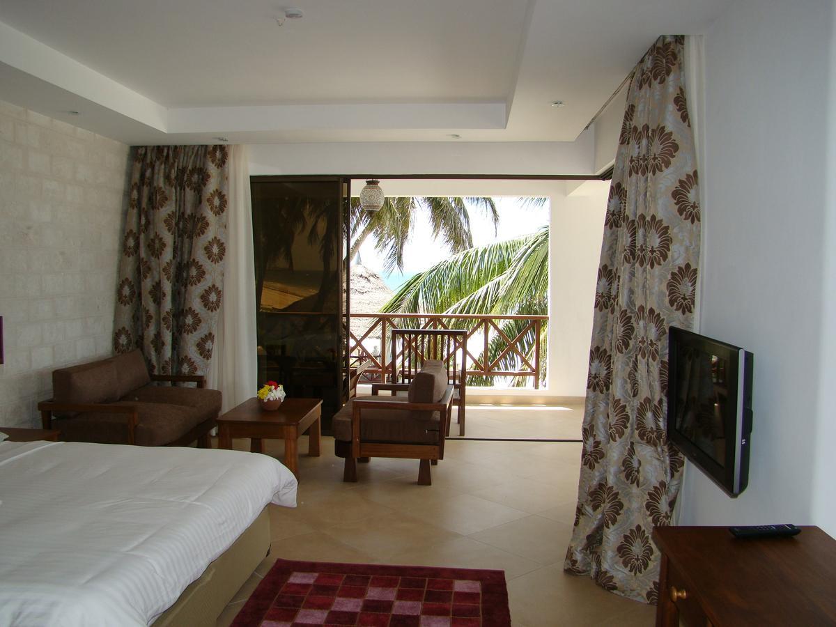 Nyali Beach Holiday Resort Exterior photo