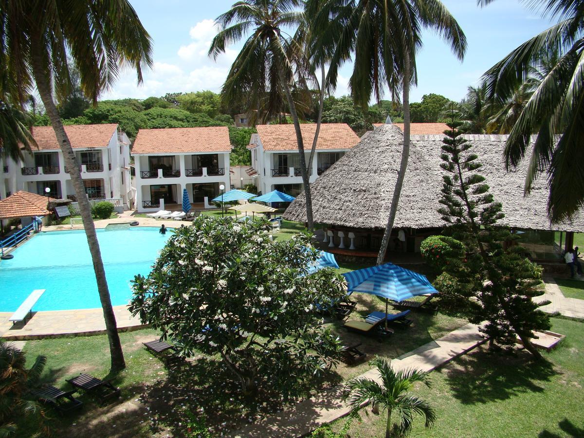 Nyali Beach Holiday Resort Exterior photo