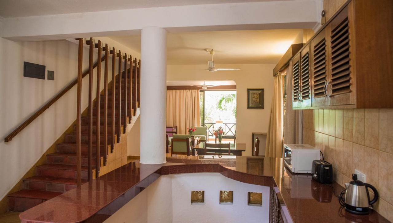 Nyali Beach Holiday Resort Exterior photo