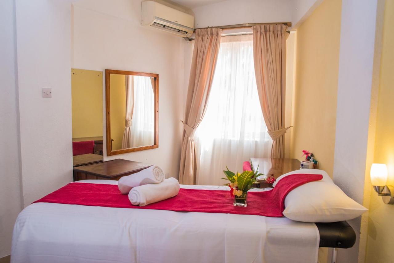 Nyali Beach Holiday Resort Exterior photo