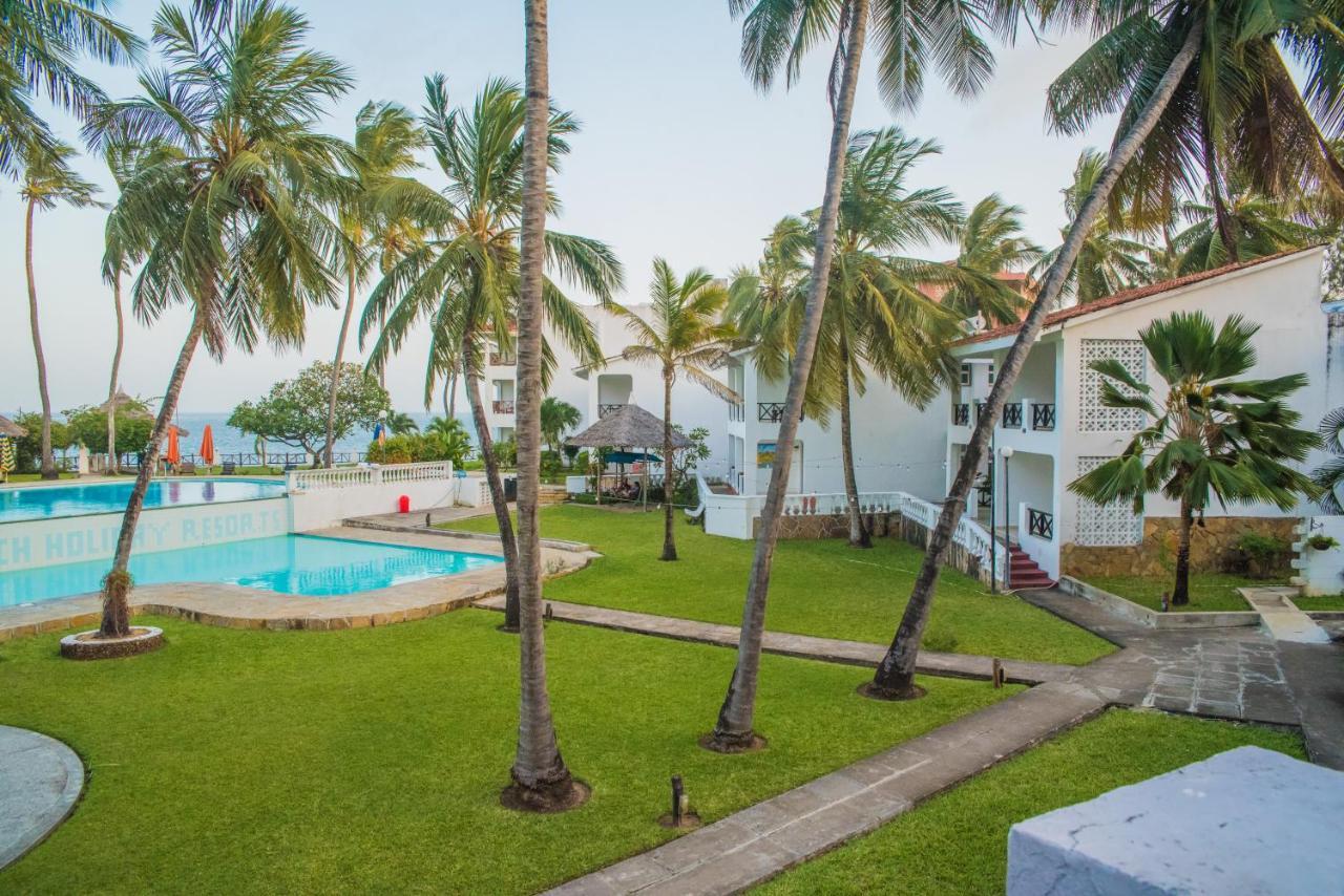 Nyali Beach Holiday Resort Exterior photo
